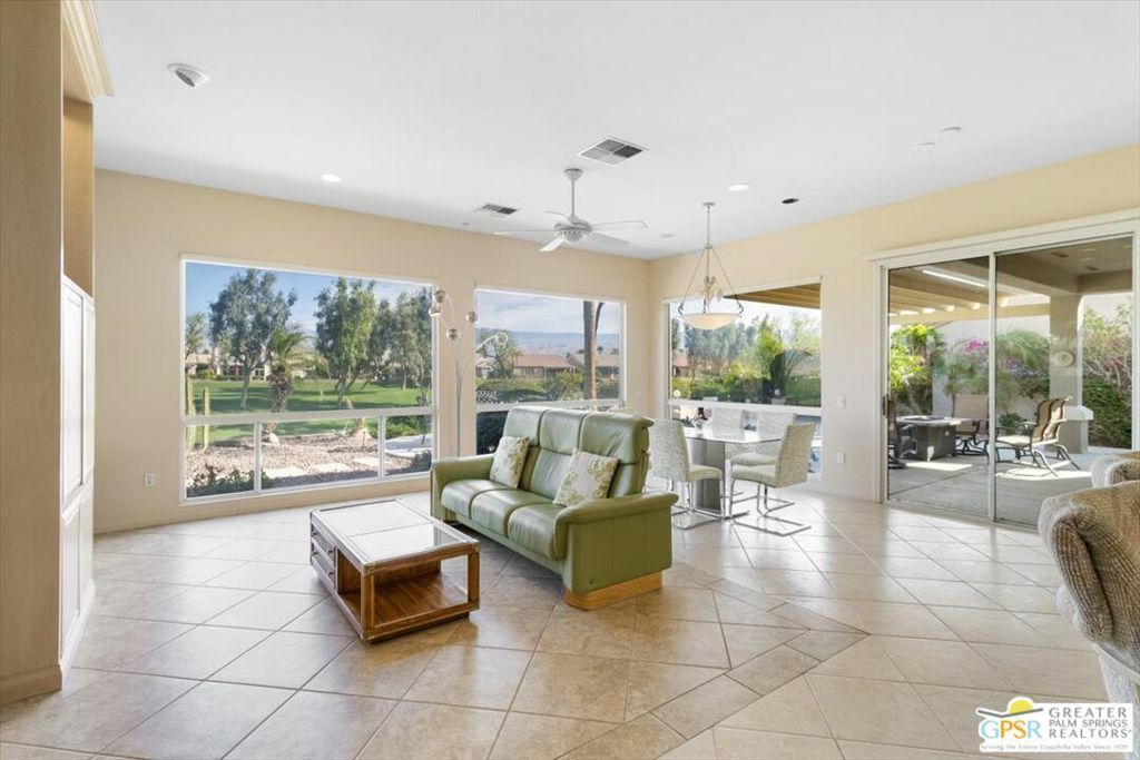 Property Photo:  39262 Gainsborough Circle  CA 92211 
