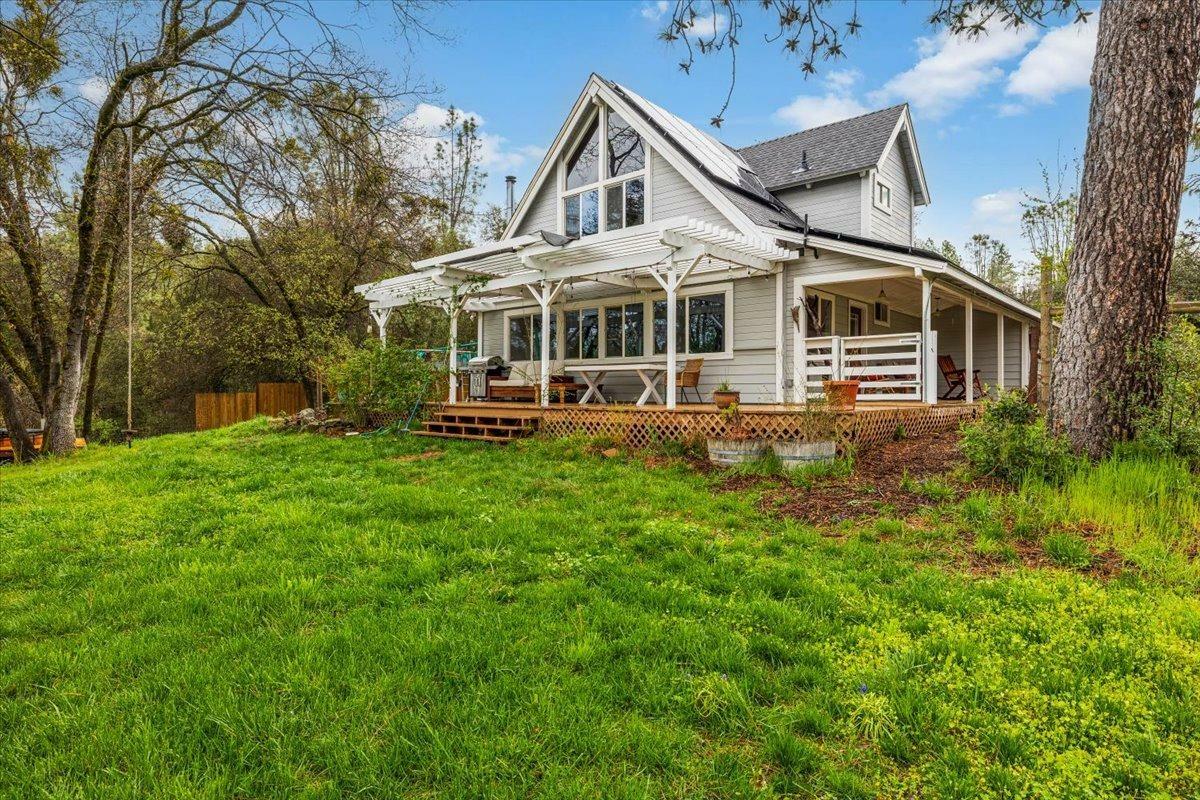 Property Photo: 17610 Shoshoni Trail Court CA 95959