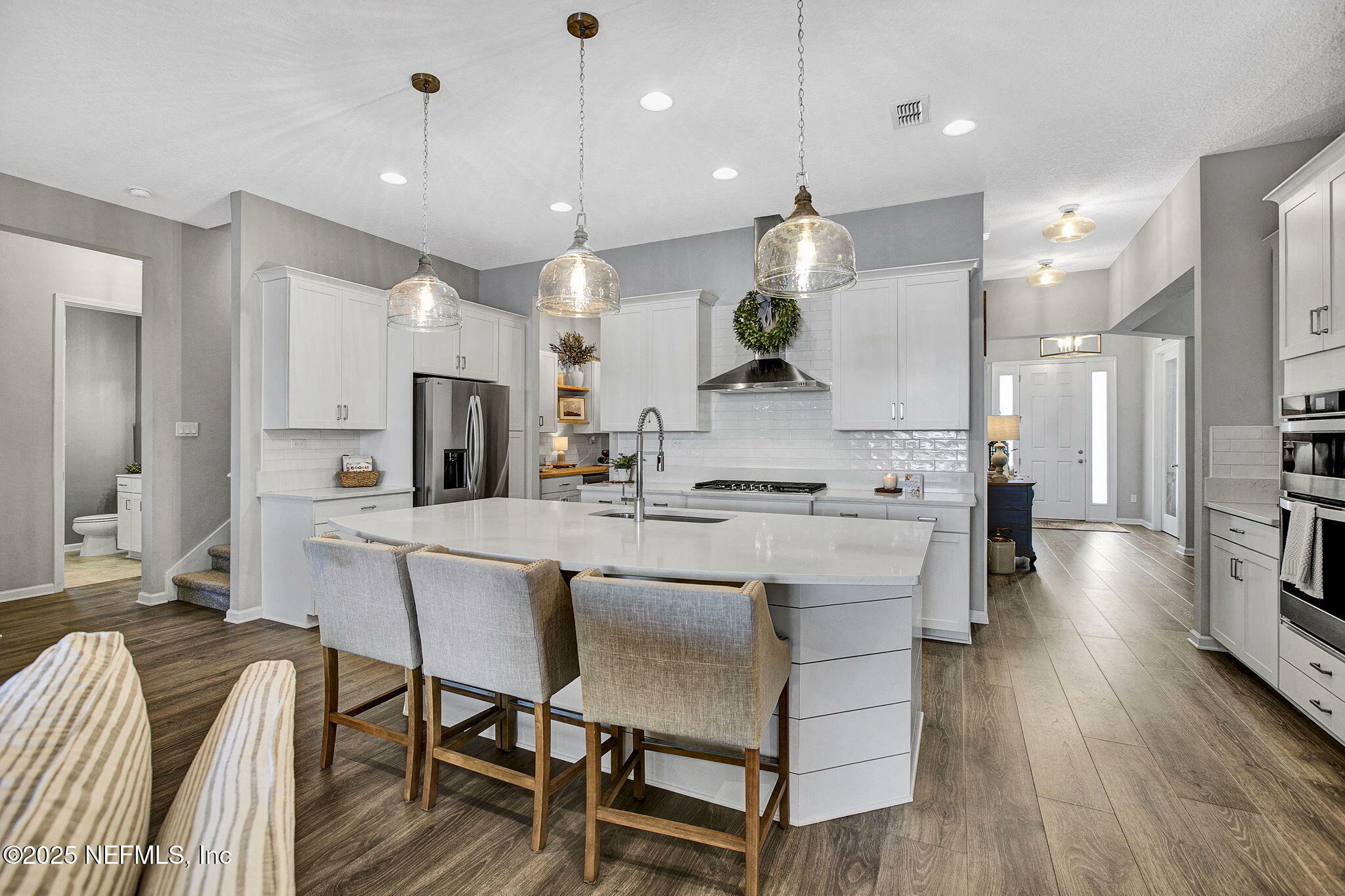 Property Photo: 559 Willow Lake Drive FL 32092