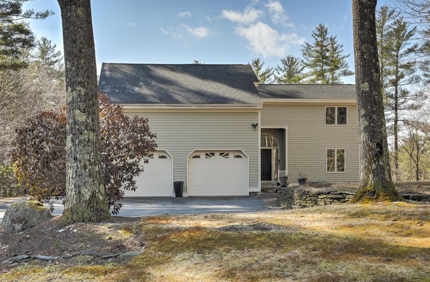 Property Photo: 18 Algonquin Drive NH 03431