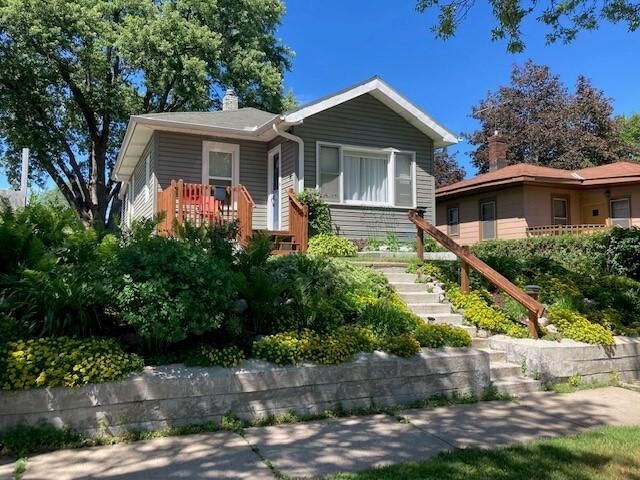Property Photo: 985 Seminary Avenue MN 55104