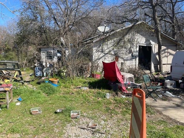 Property Photo: 7809 County Road 941 TX 75407