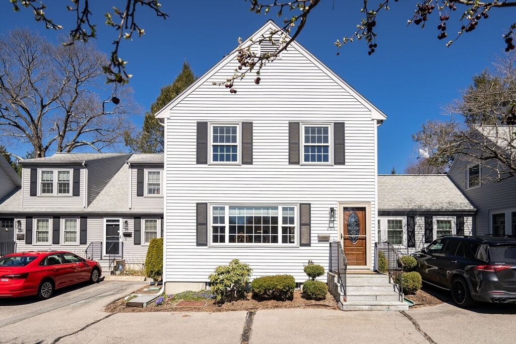 Property Photo: 286 Linden St 286 MA 02482