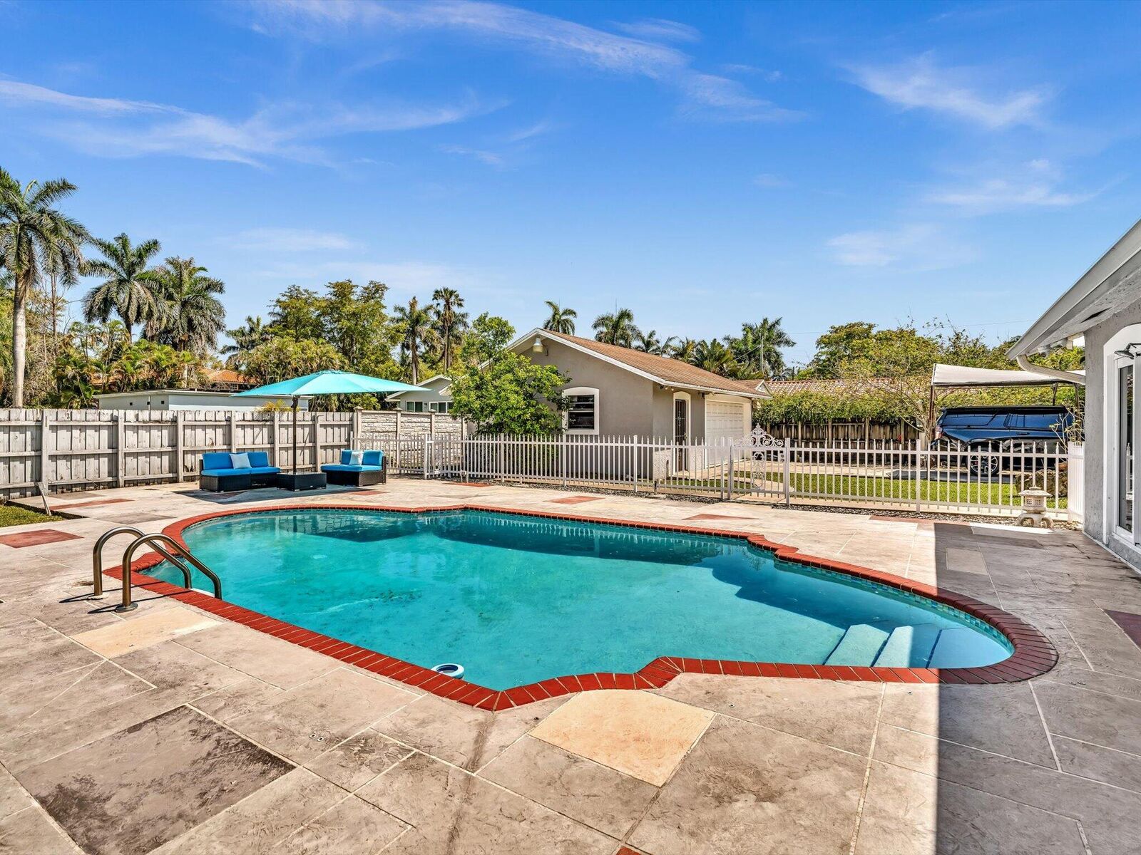 Property Photo:  20 NE 159 Street  FL 33162 