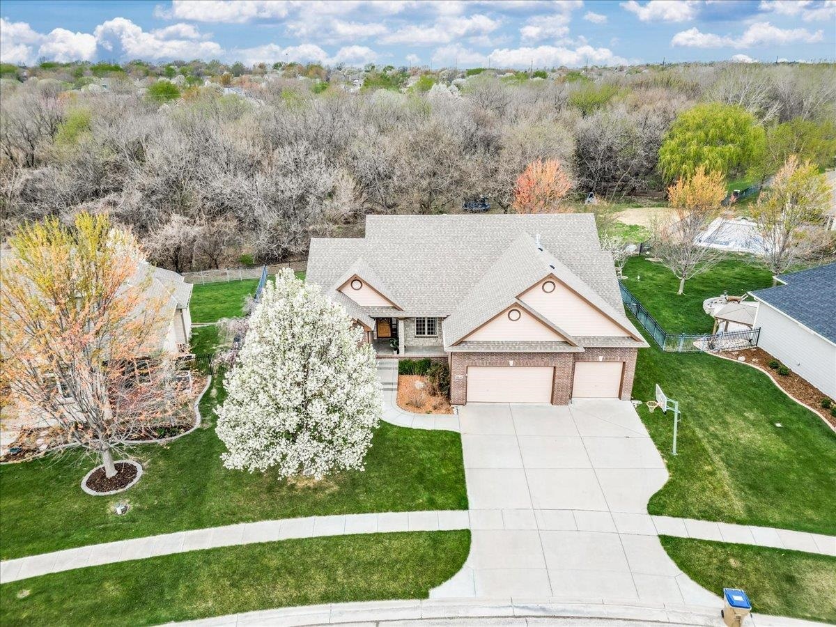 Property Photo: 2531 N Rough Creek Rd KS 67037