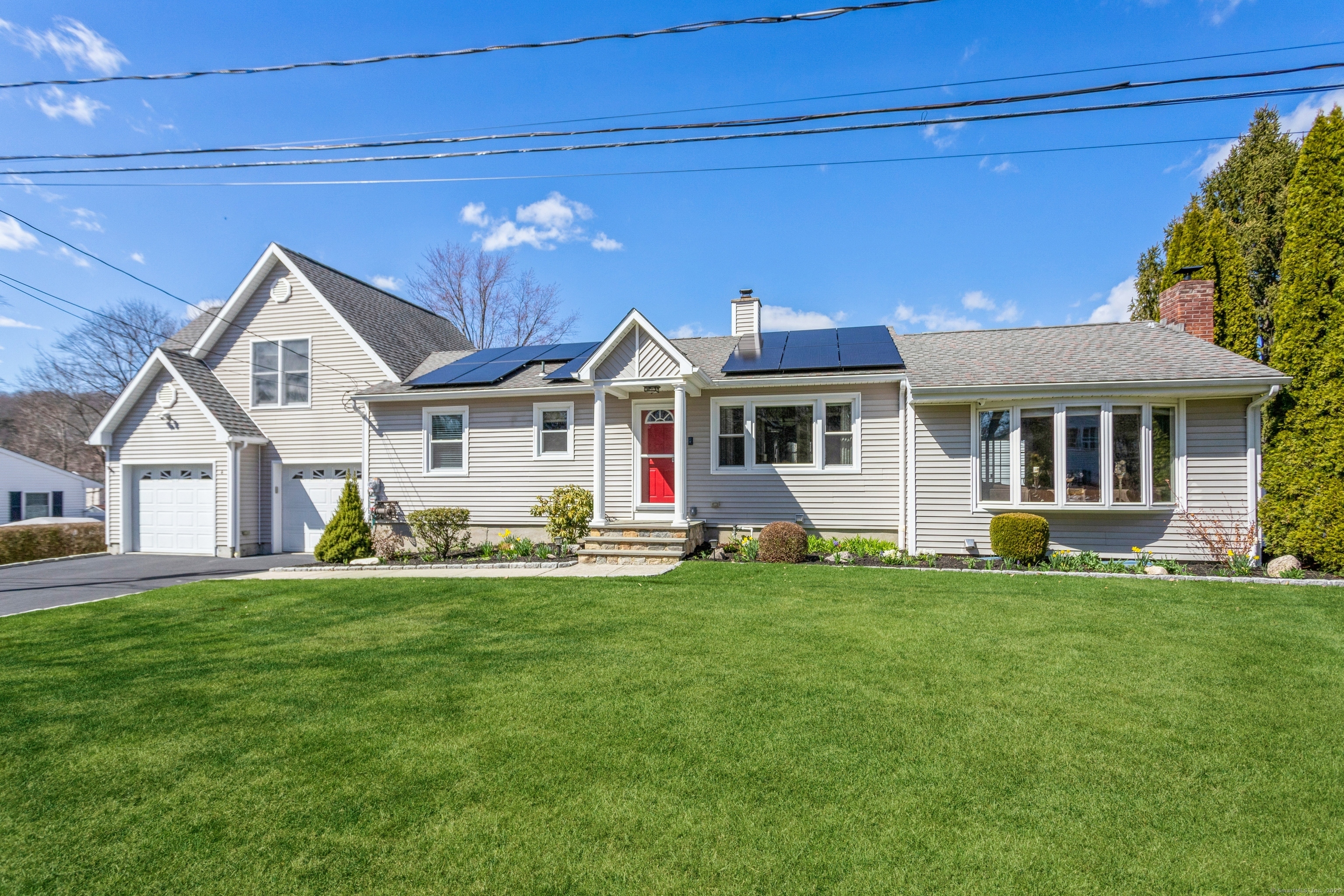 Property Photo: 4 Wood Street CT 06811