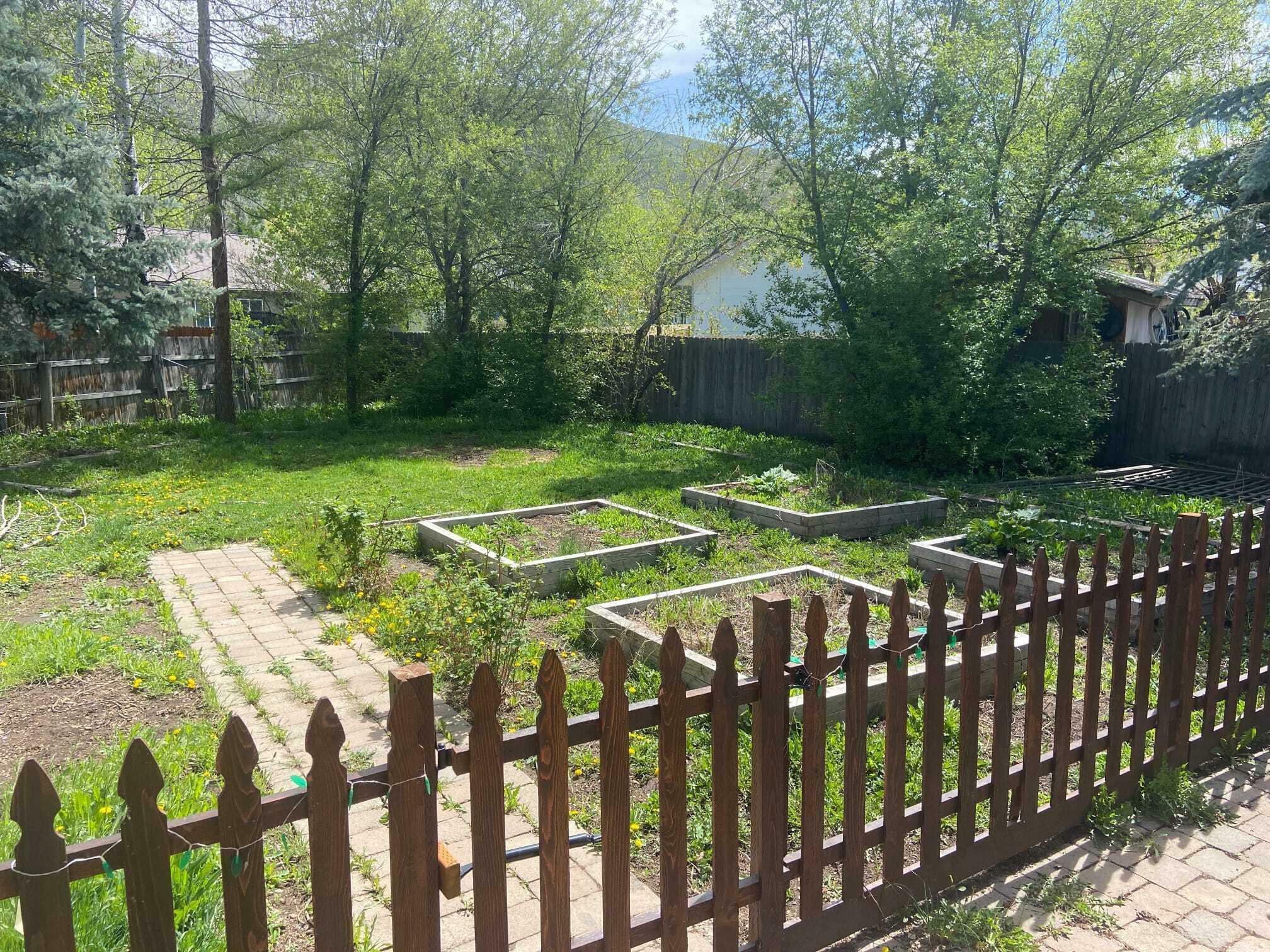 Property Photo: 1030 Cherry Creek Dr ID 83333