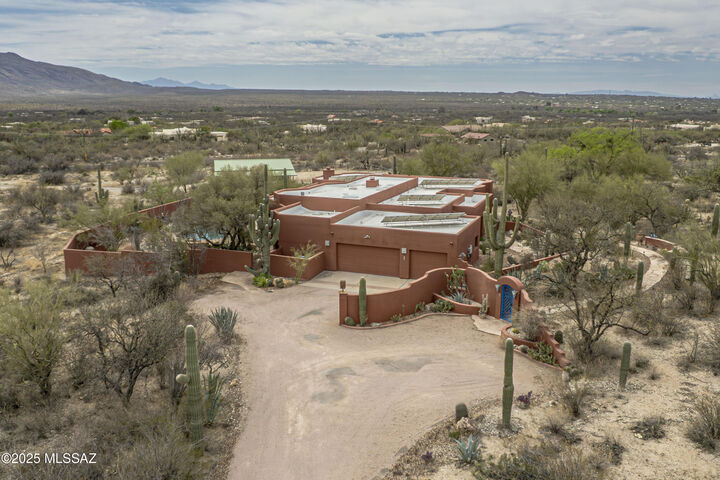 Property Photo:  2315 N Avenida Sorgo  AZ 85749 