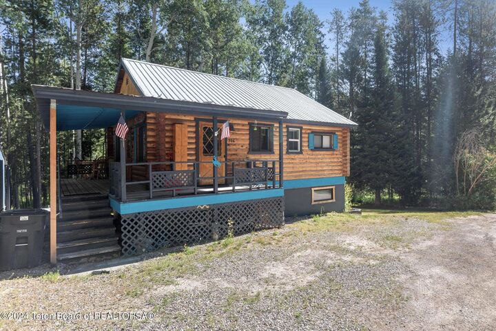 Property Photo:  704 Sunset Drive  WY 83128 