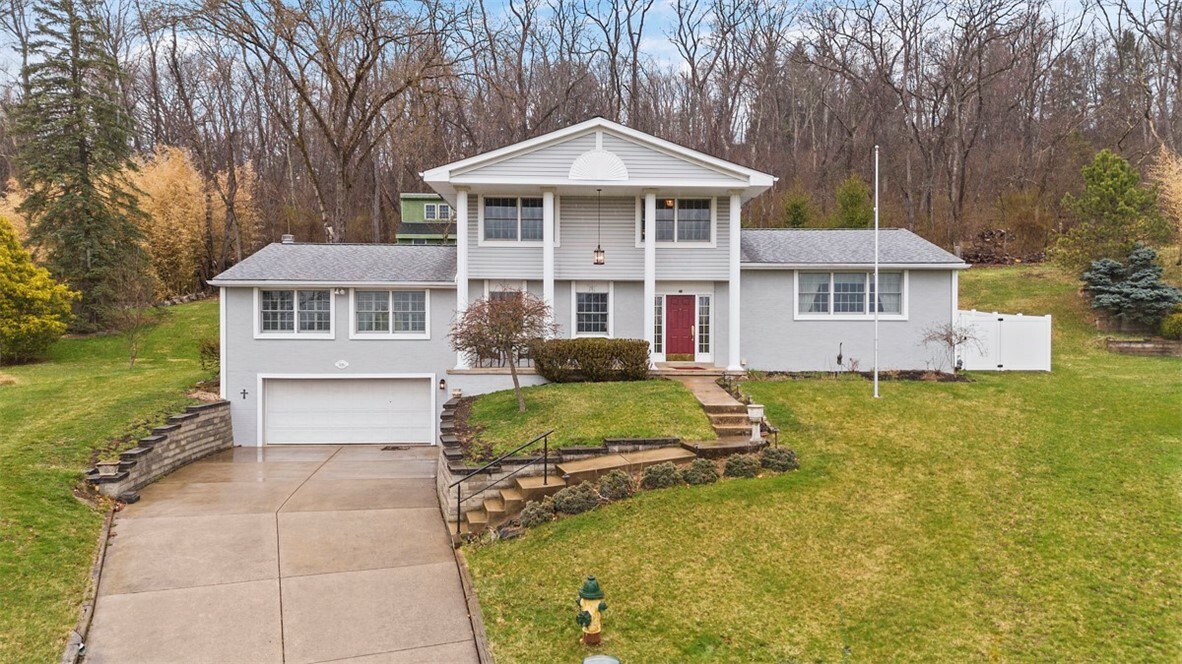 Property Photo: 116 Himalaya Dr PA 15146