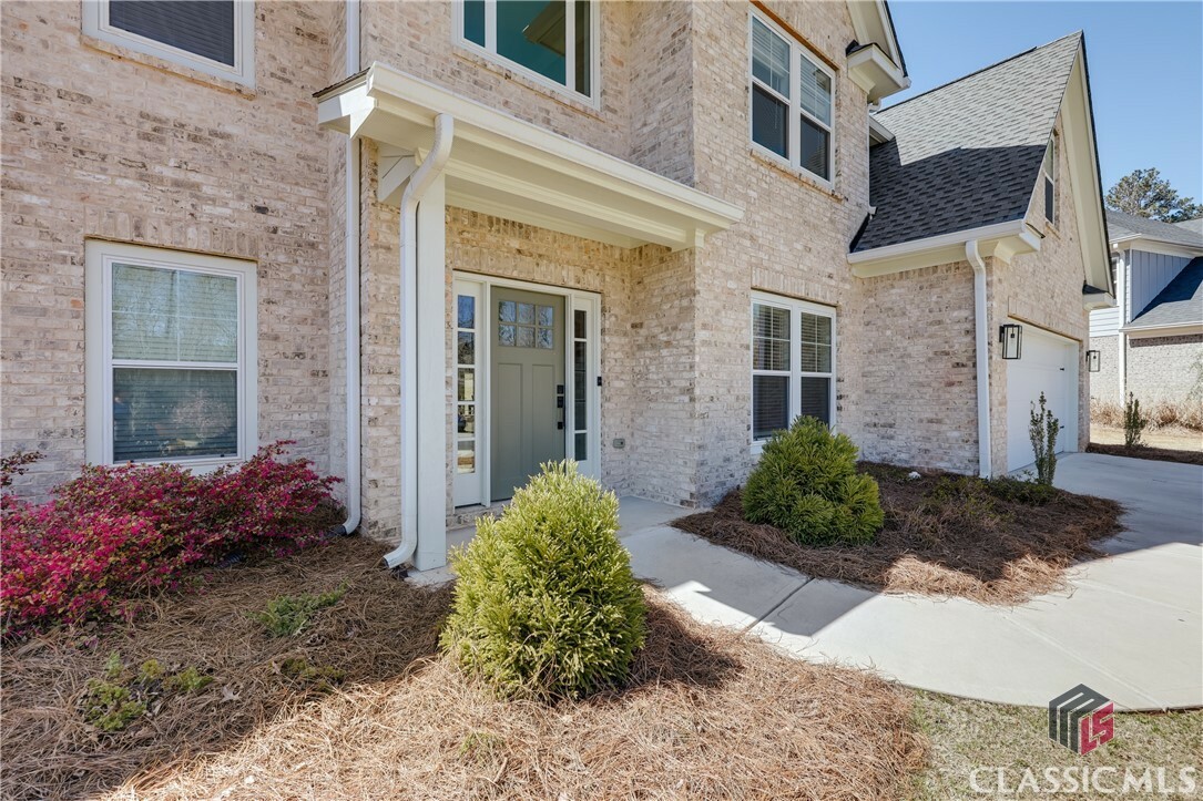Property Photo: 3065 Meadow Springs Drive GA 30677