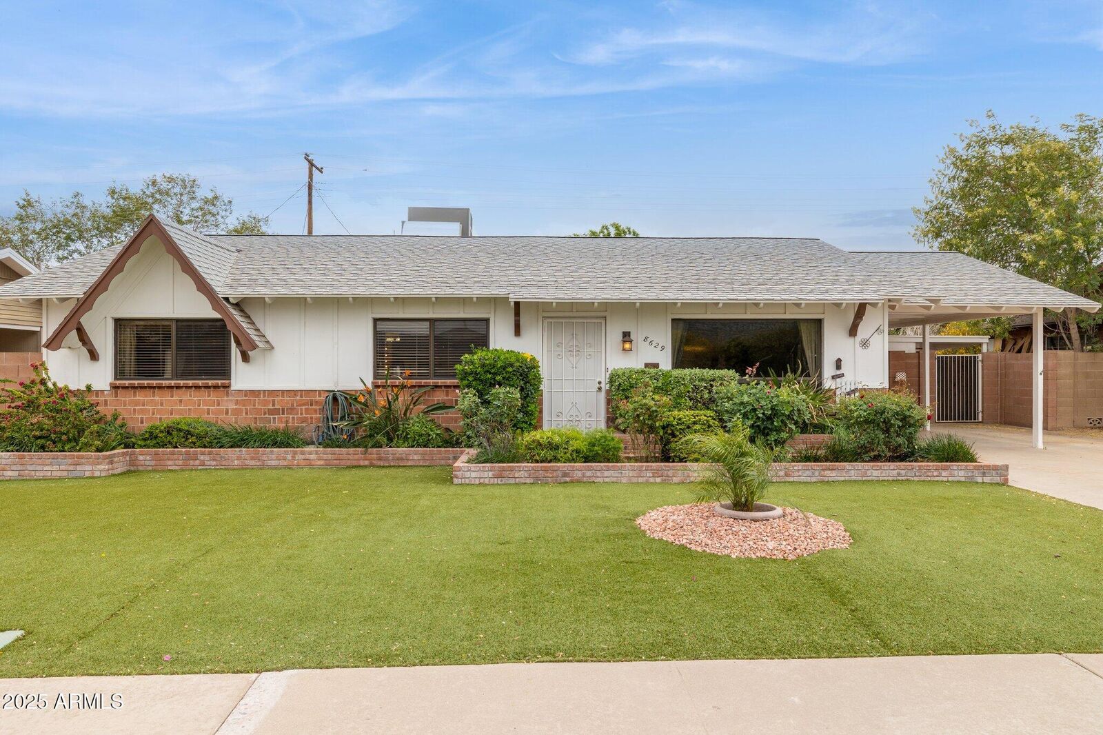 Property Photo:  8629 E Cambridge Avenue  AZ 85257 