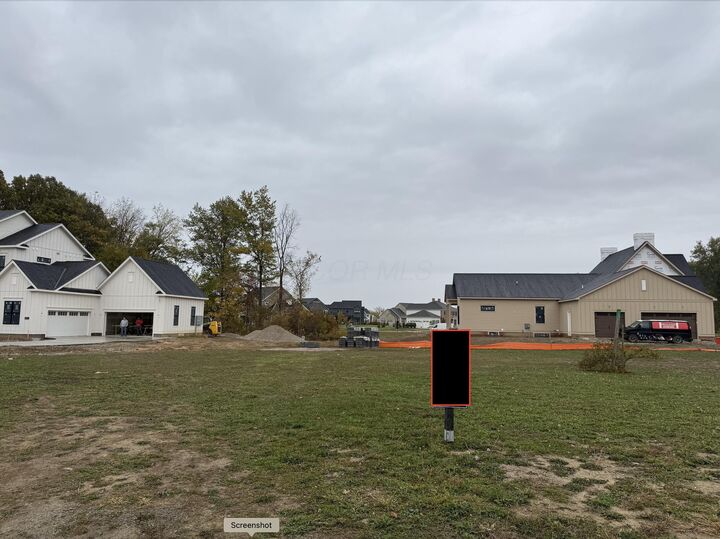 Property Photo:  8340 Canopy Glen Drive  OH 43064