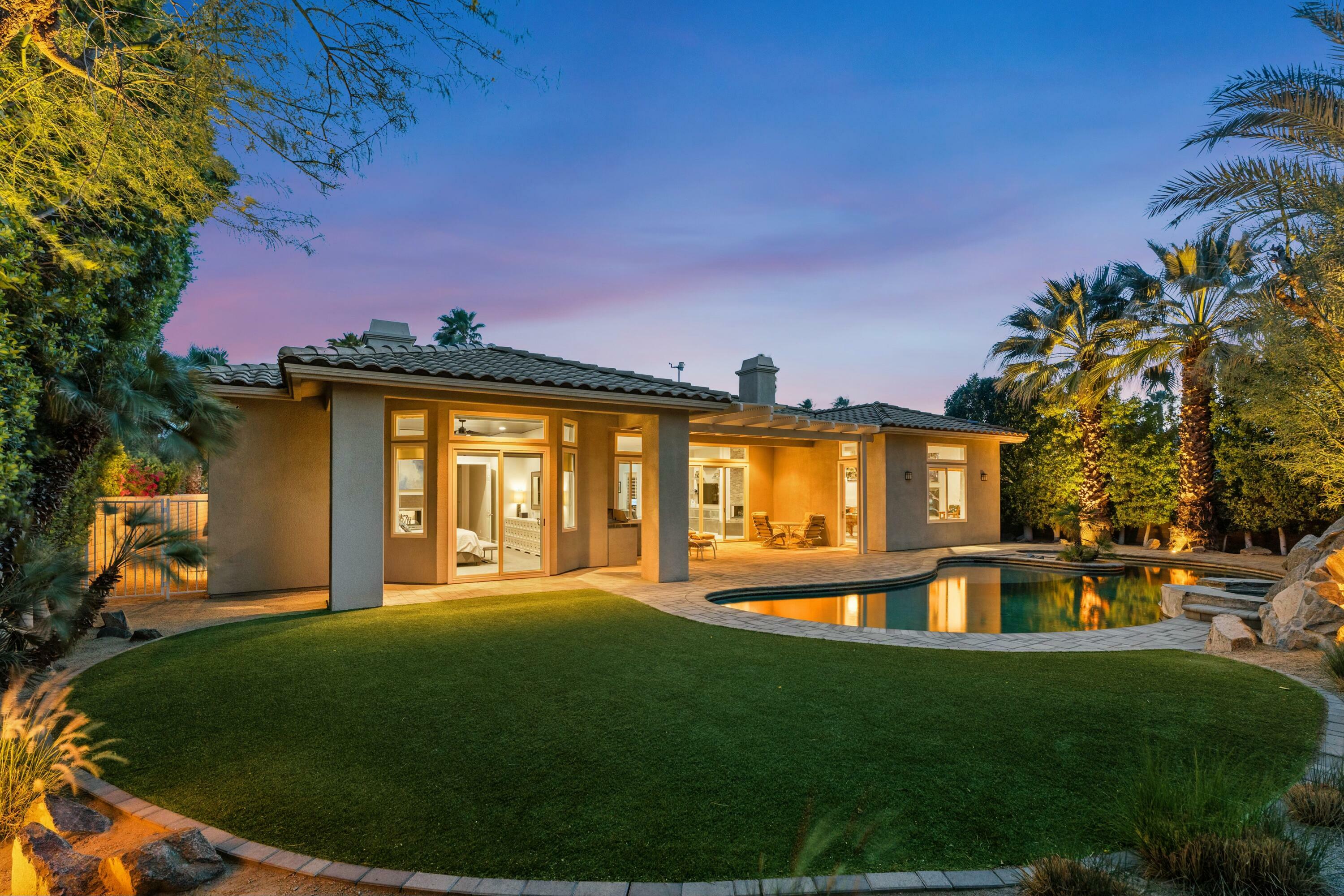 Property Photo: 6 Taylor Avenue CA 92260