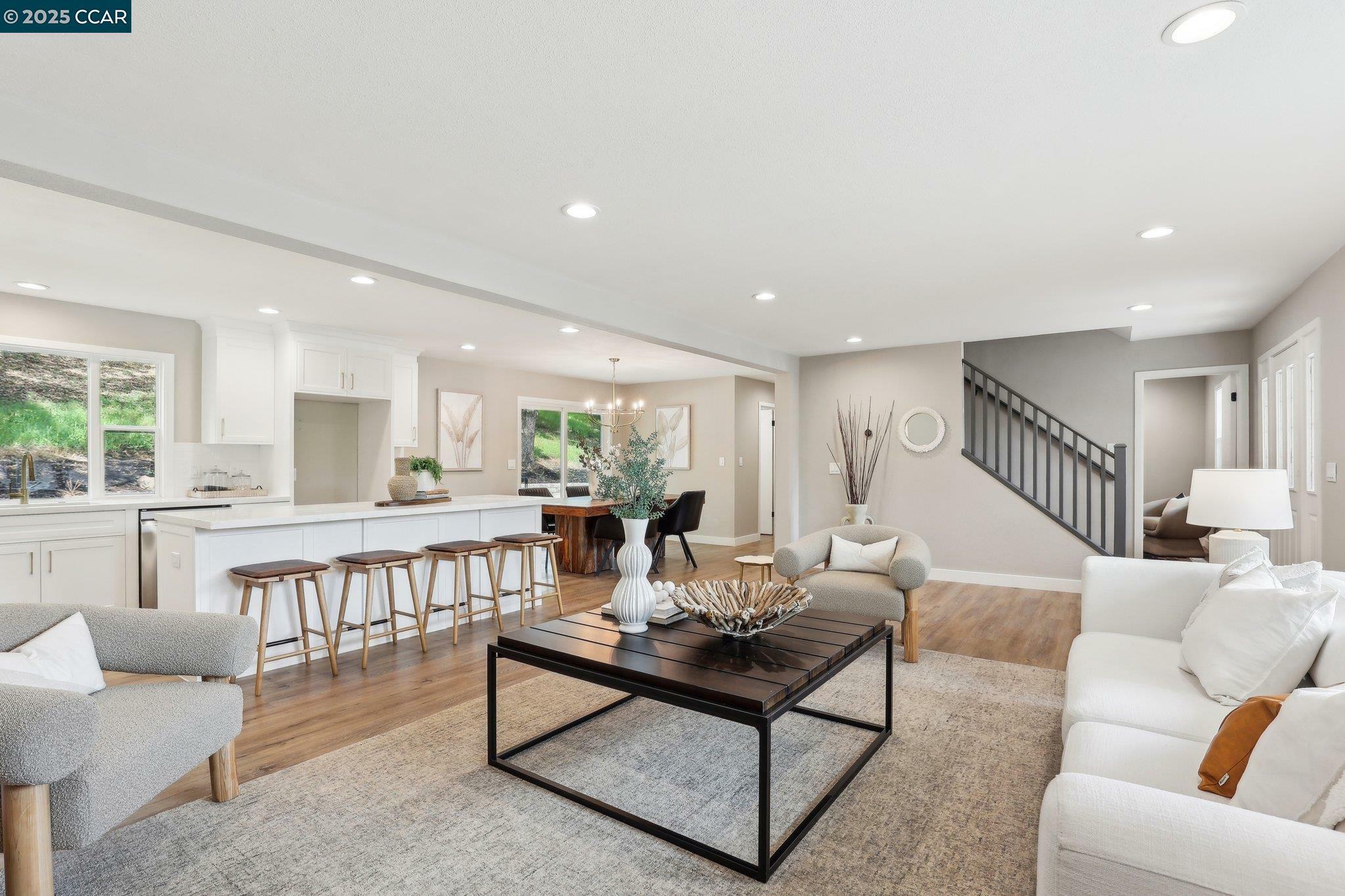 Property Photo: 211 Corliss Dr CA 94556
