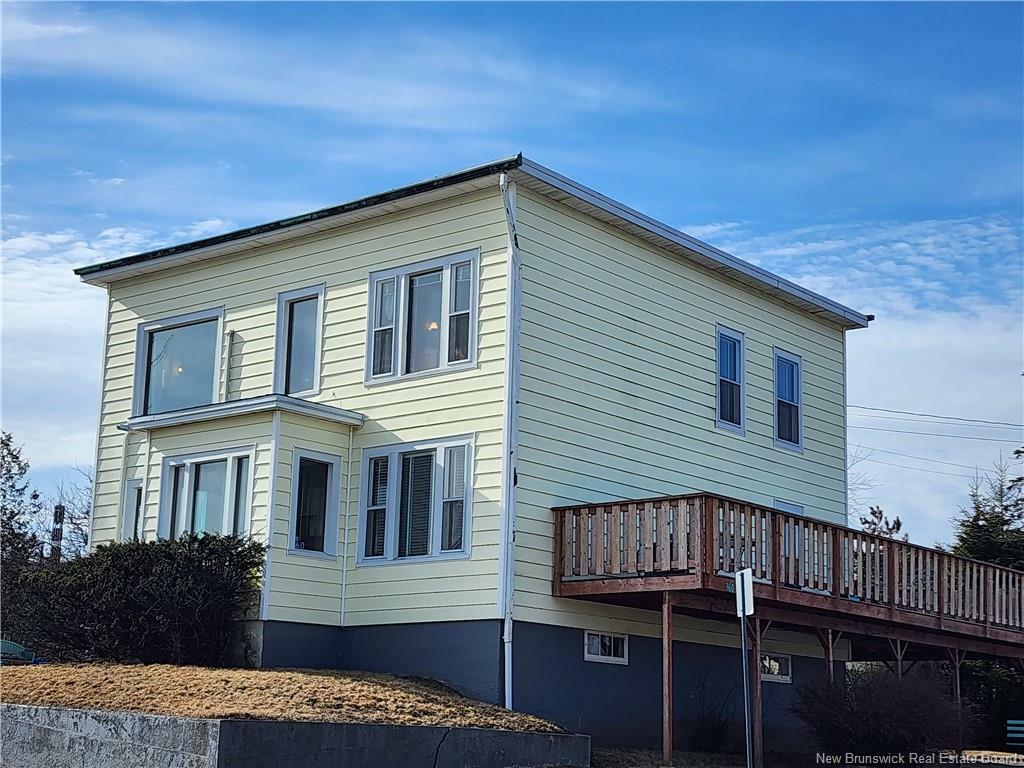 Property Photo: 360 Riverview NB E2M 1M7