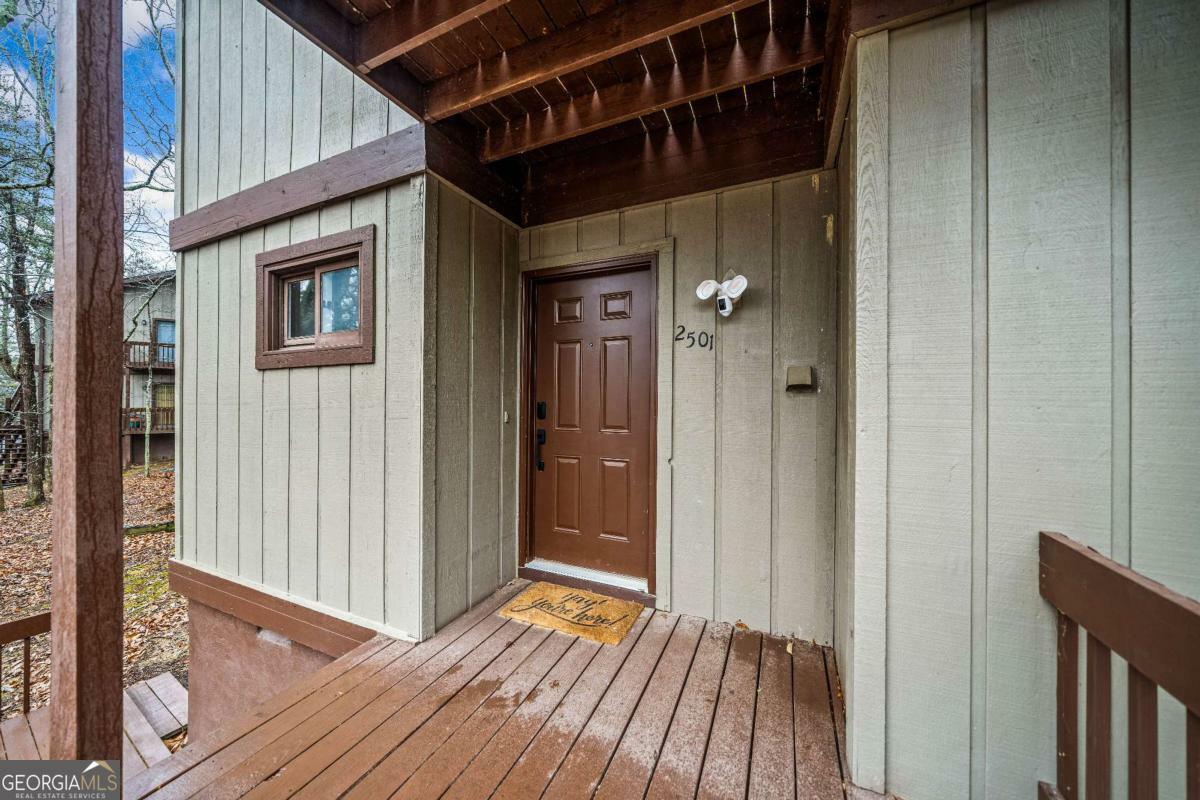 Property Photo: 2501 Fairway Oaks GA 30183