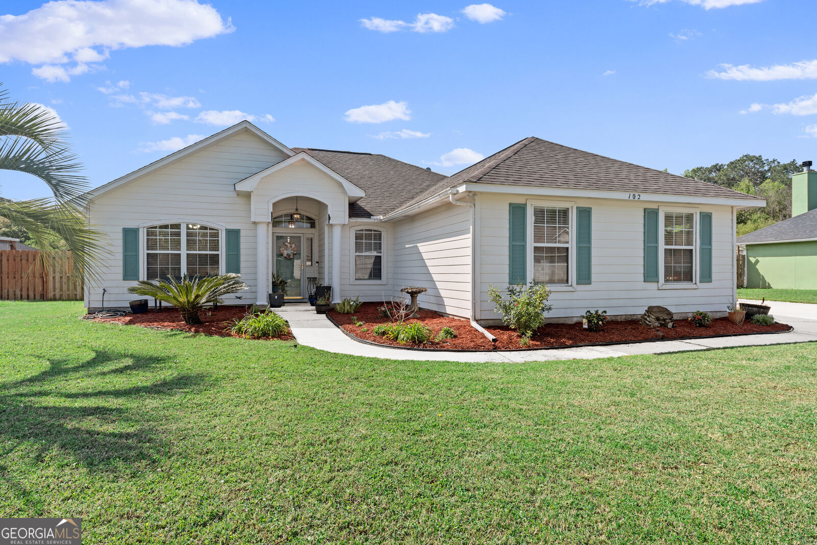 Property Photo:  102 Julianna Place  GA 31558 