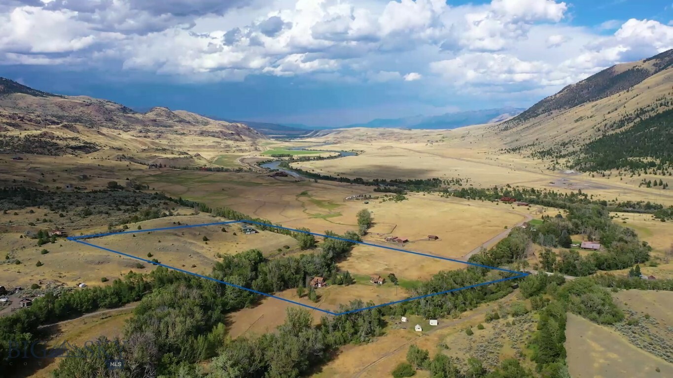 9 Grizzly Meadow Road  Emigrant MT 59027 photo