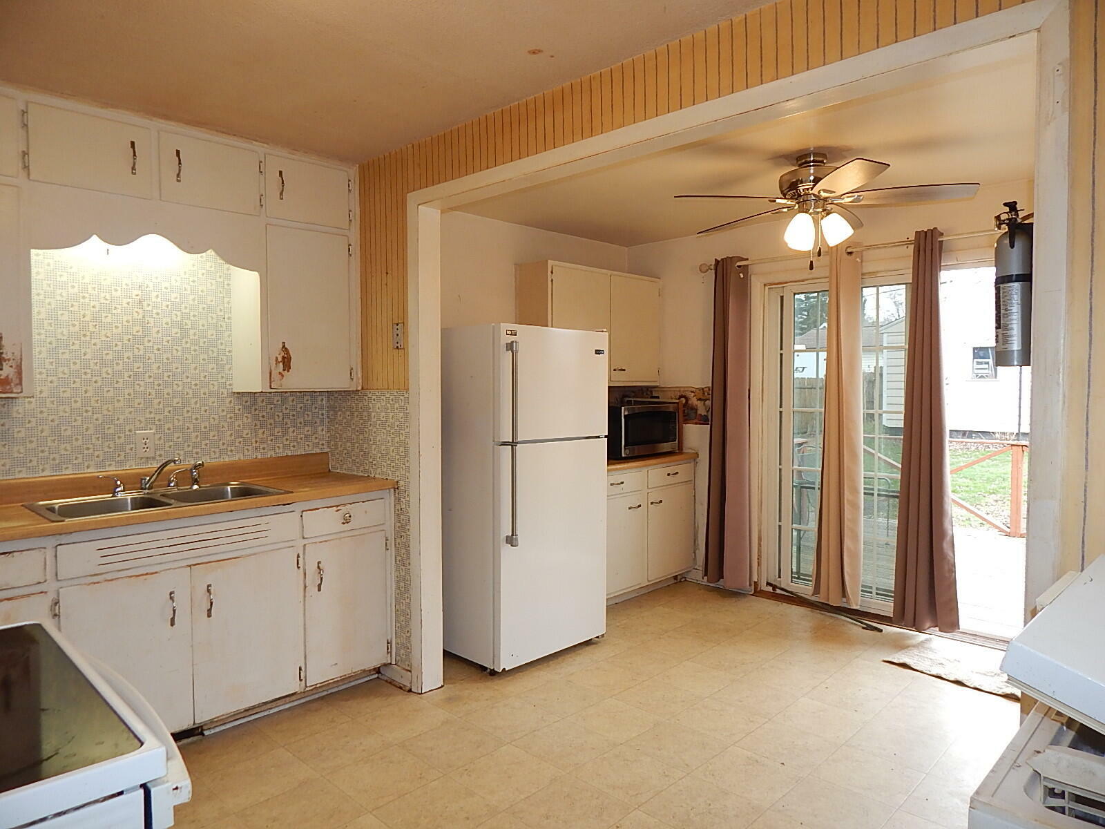 Property Photo: 409 Dewey Street IN 46360
