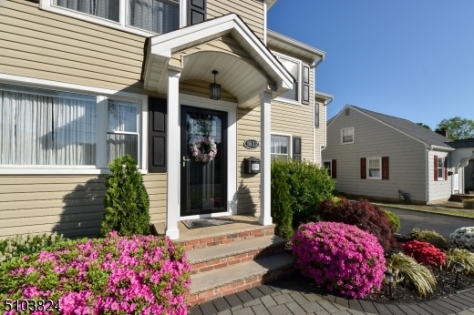 Property Photo: 1832 Mountain Ave NJ 07076