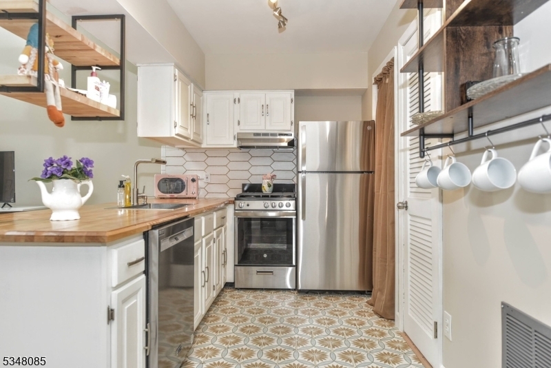 Property Photo: 3 Davos Drive 6 NJ 07462