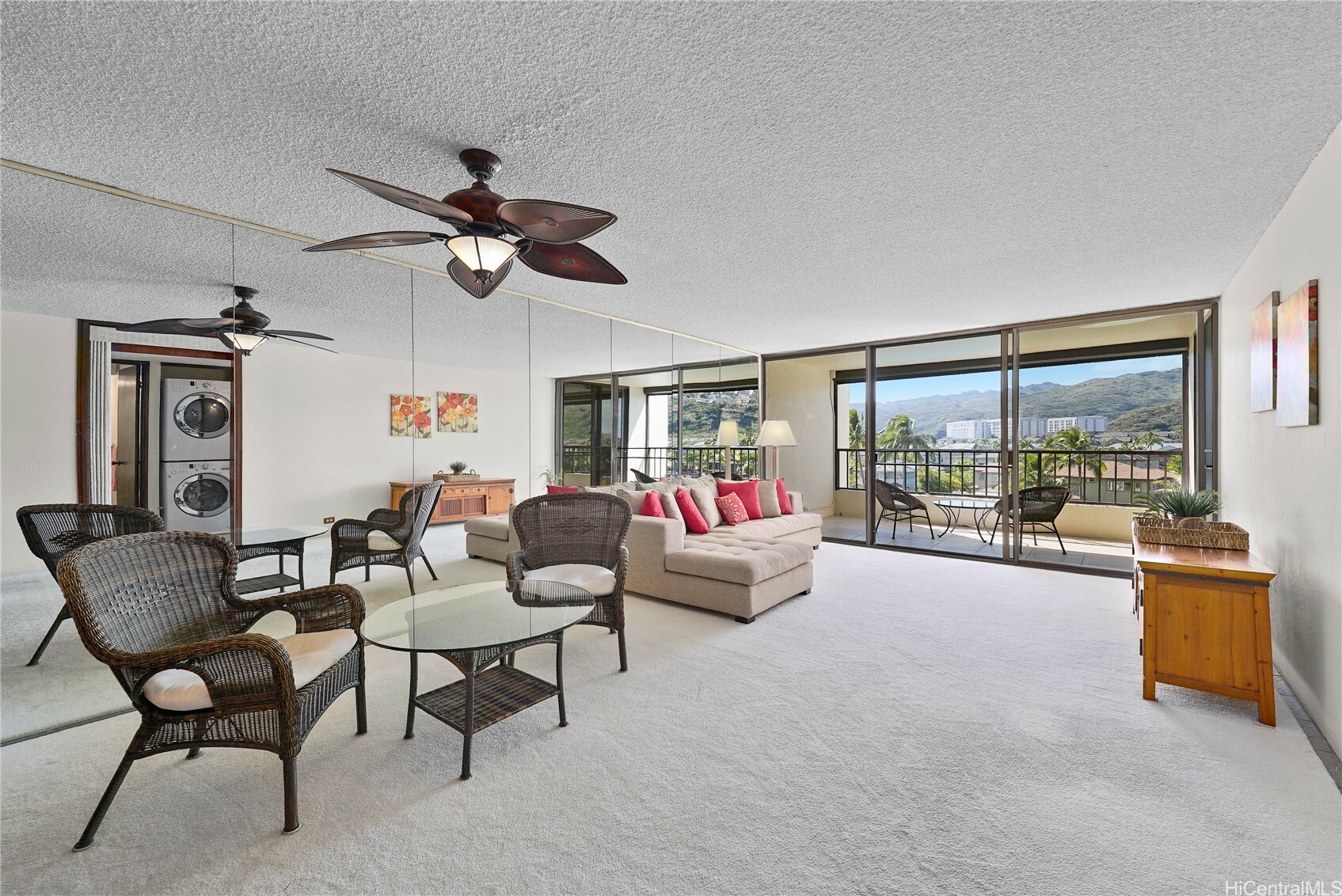 Property Photo: 500 Lunalilo Home Road 14G HI 96825