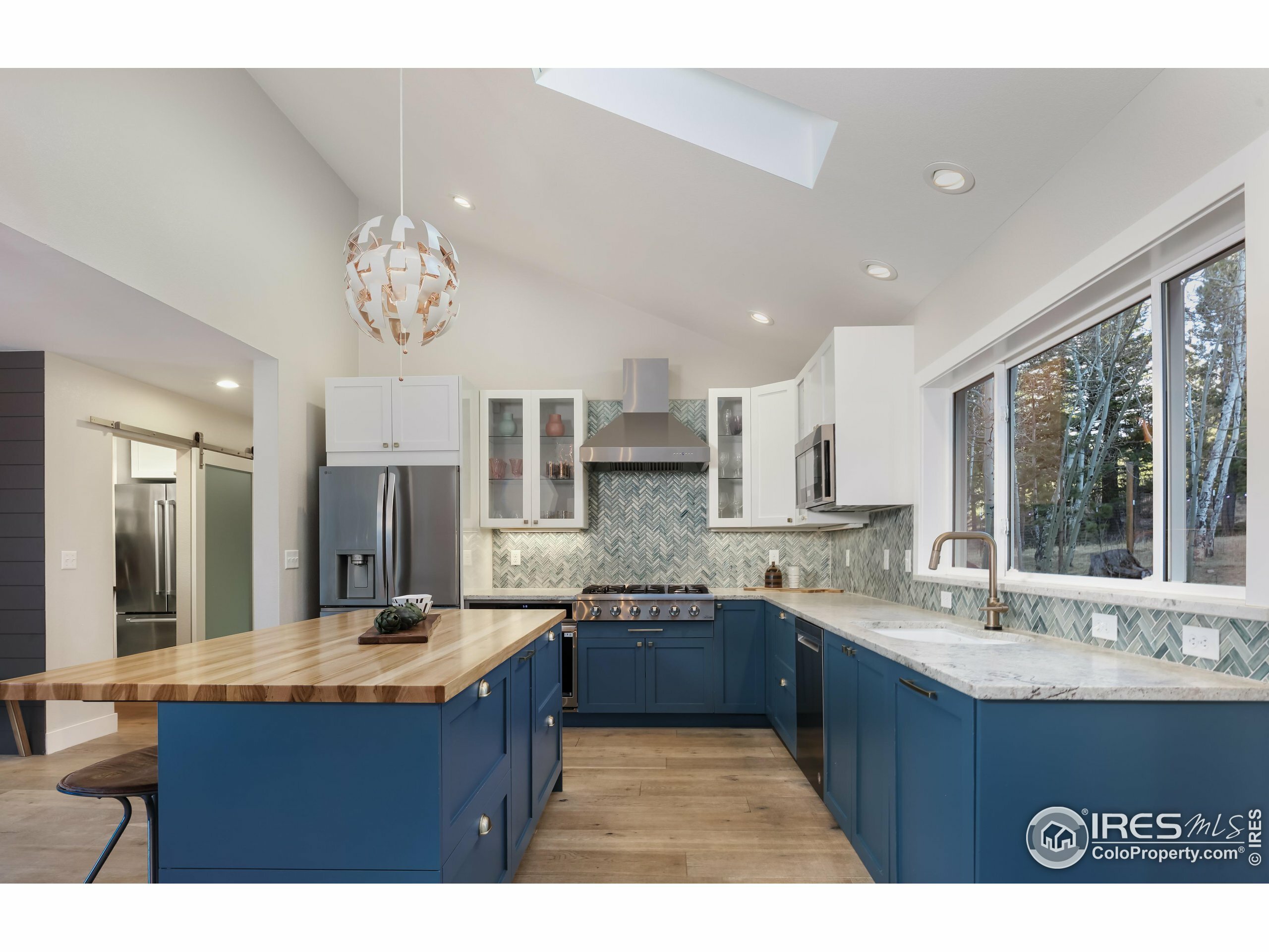 Property Photo: 3333 Rockwood Ln S CO 80517