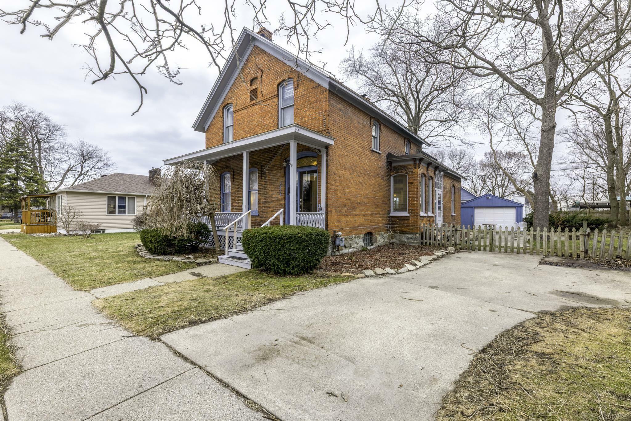 2418 Maple Street  Port Huron MI 48060 photo