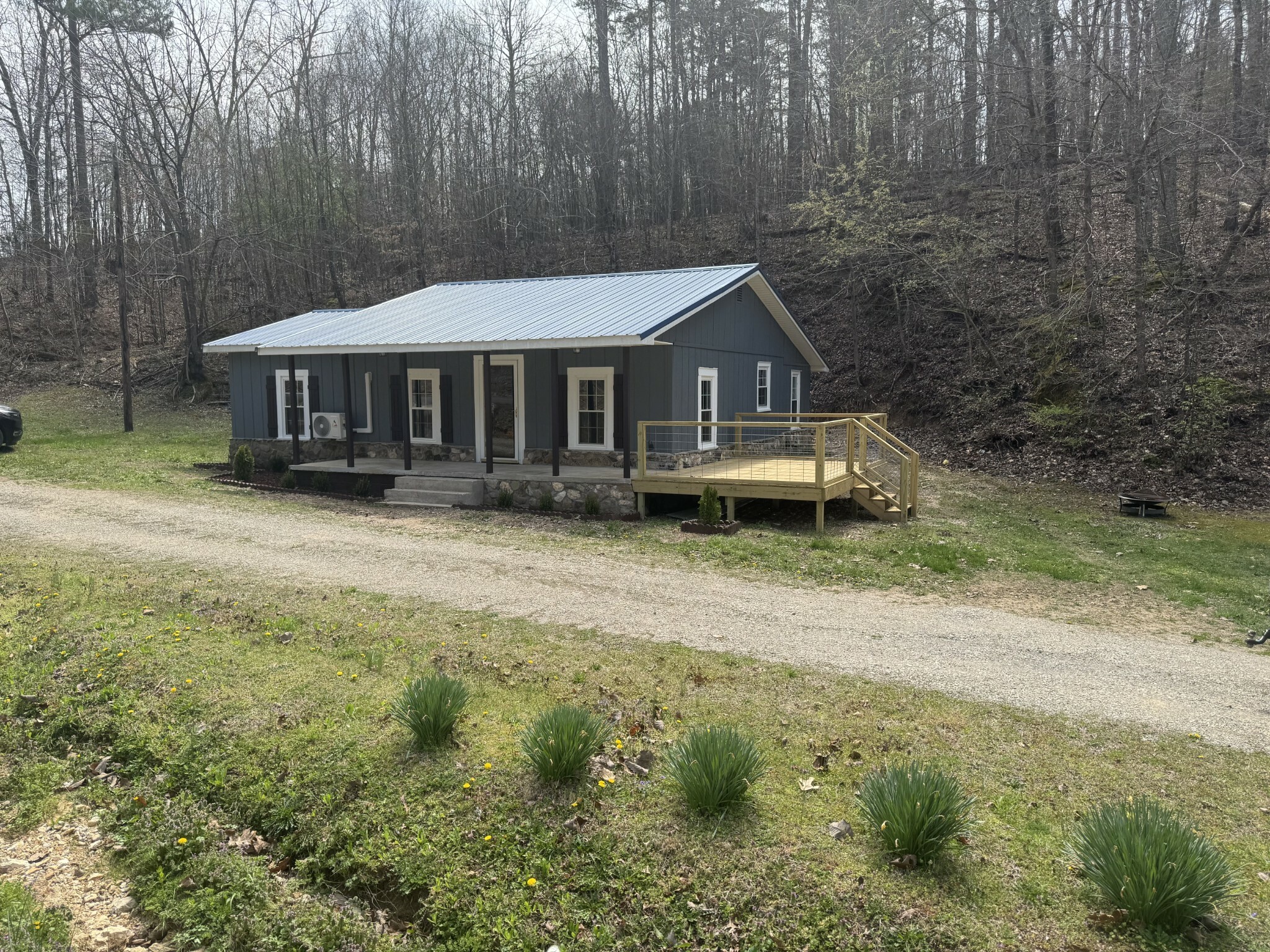 Property Photo: 446 Kilburn Hollow Rd TN 38485
