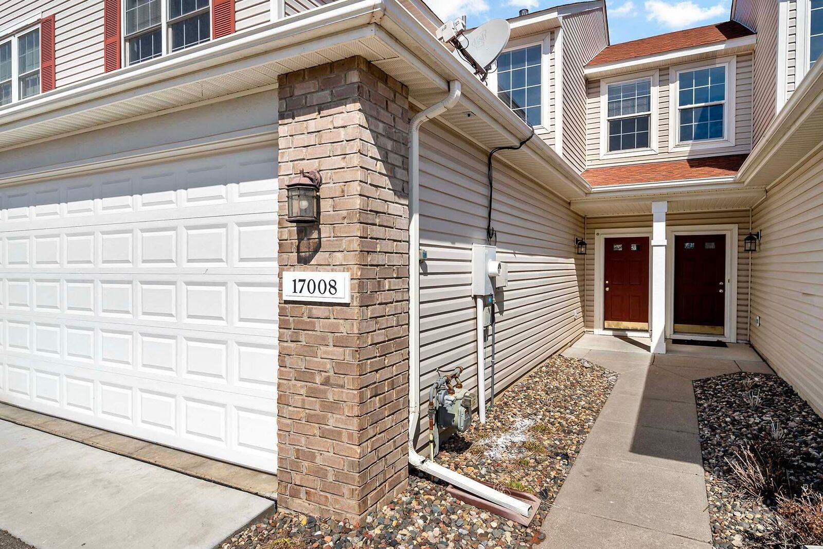Property Photo: 17008 39th Avenue N MN 55446