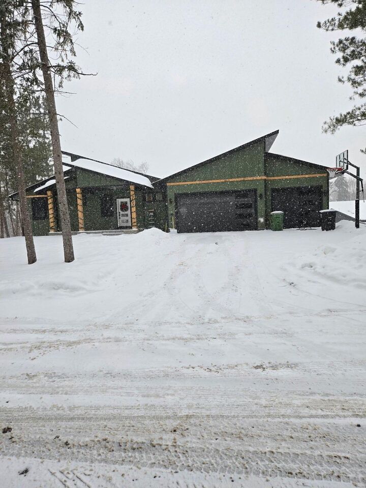 Property Photo: 707 Shryer Avenue W MN 55113