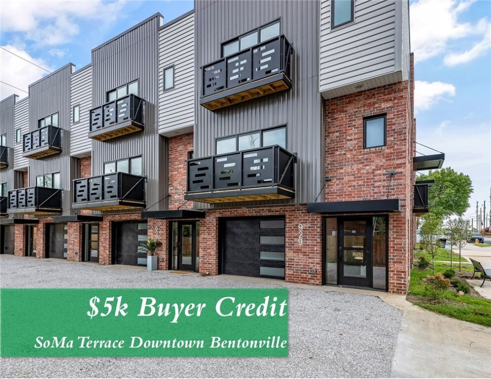 929 SE 10th Street  Bentonville AR 72712 photo
