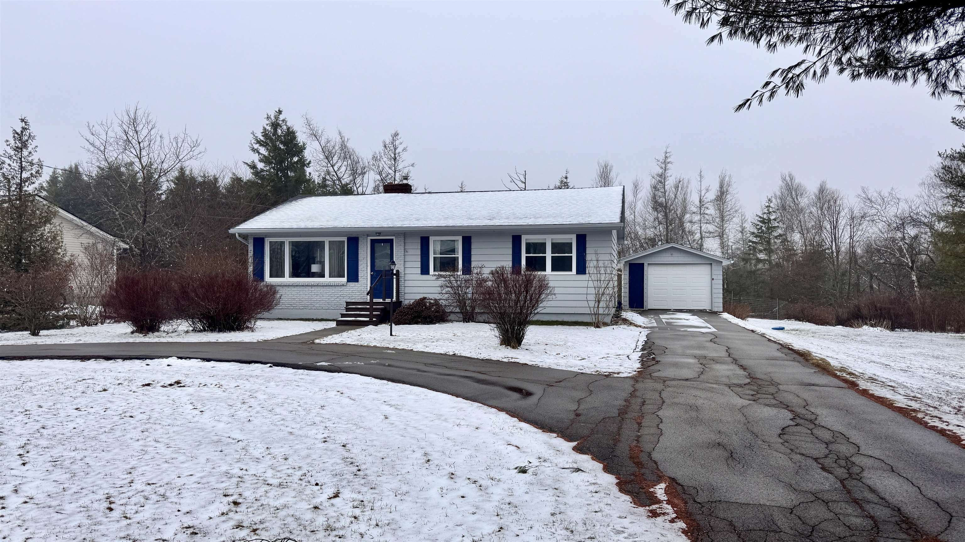 581 Brackley Point Road  Charlottetown PE C1E 1Z3 photo