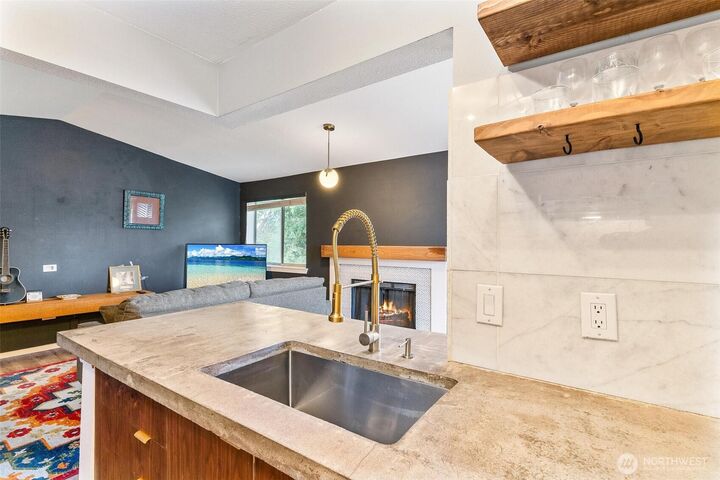 Property Photo:  15415  35th Avenue W A306  WA 98087 