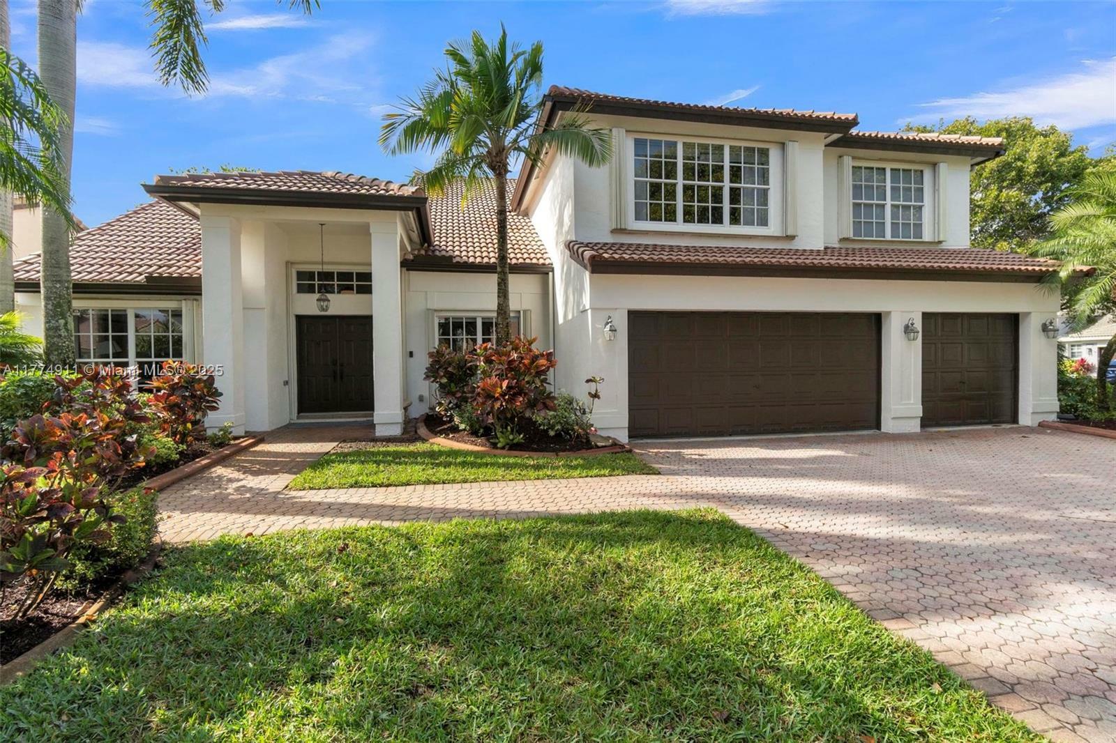 Property Photo: 19498 NW 14th St FL 33029