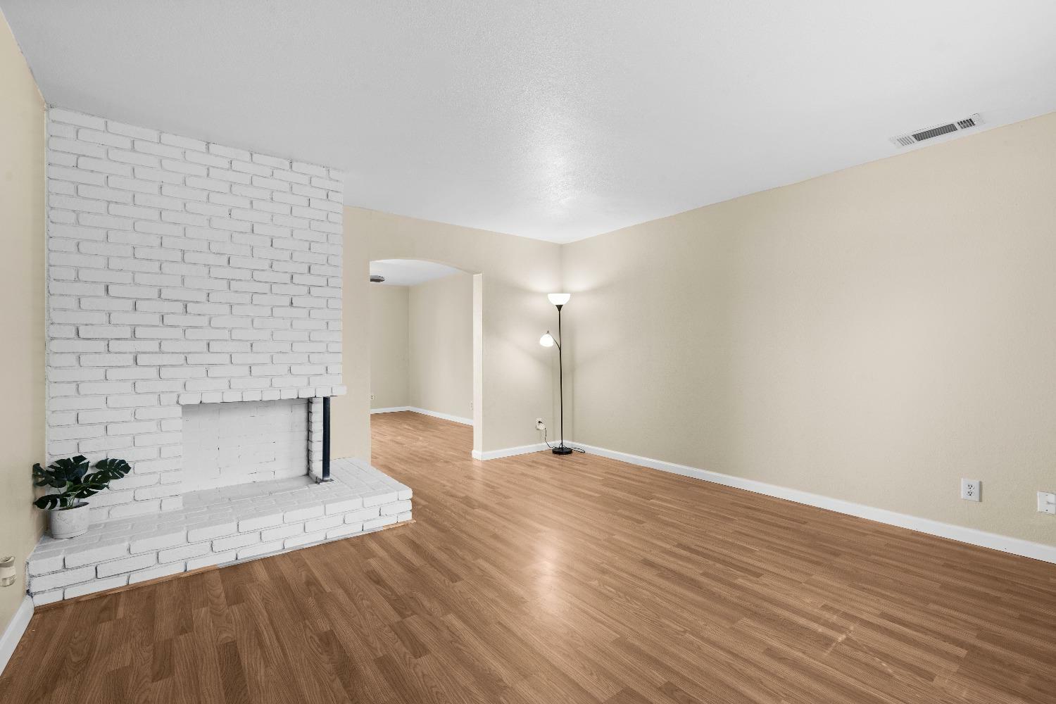 Property Photo: 2209 Baywater Lane CA 95670