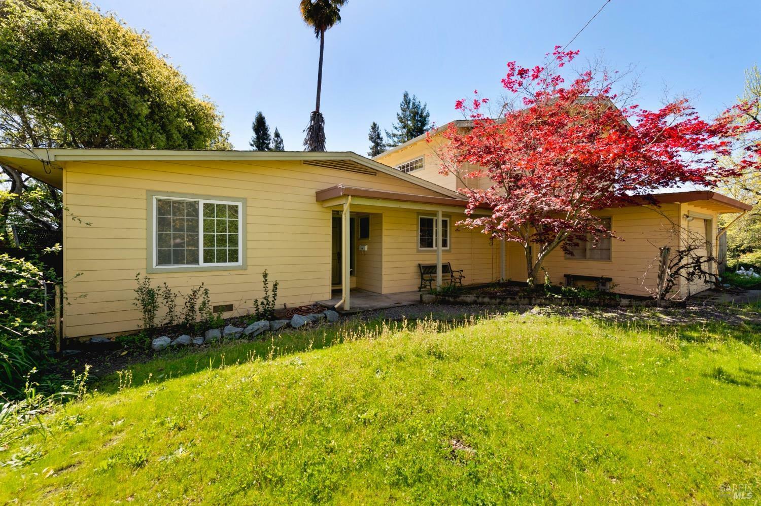 Property Photo: 1100 Crest Drive CA 95404