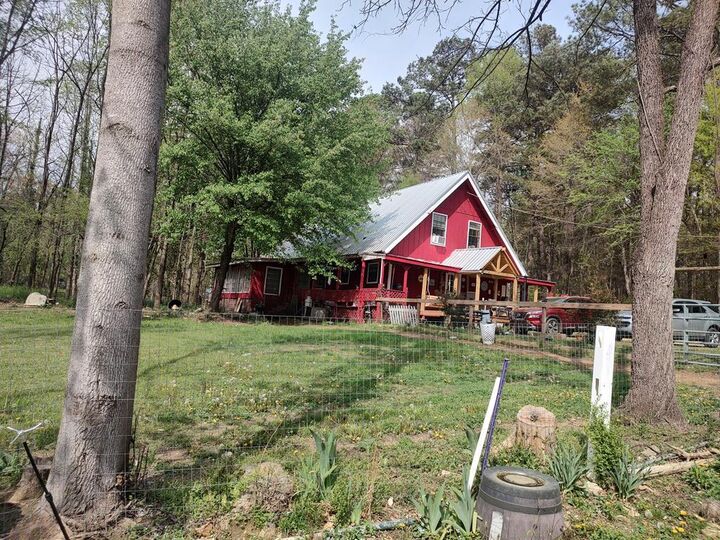 Property Photo: 127 Redding Way GA 30721