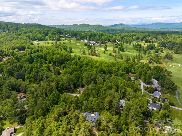 Property Photo:  305 Ficker Circle  NC 28739 