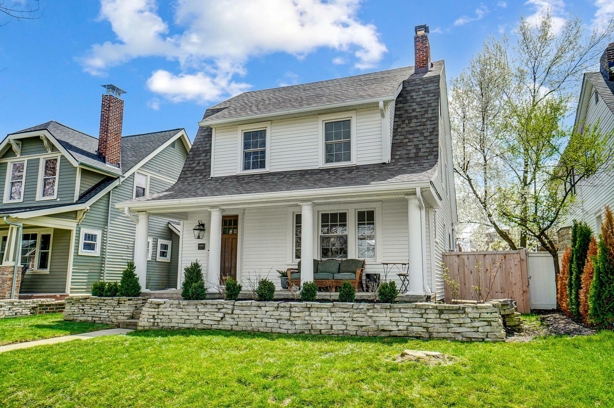 Property Photo: 1339 Haines Avenue OH 43212
