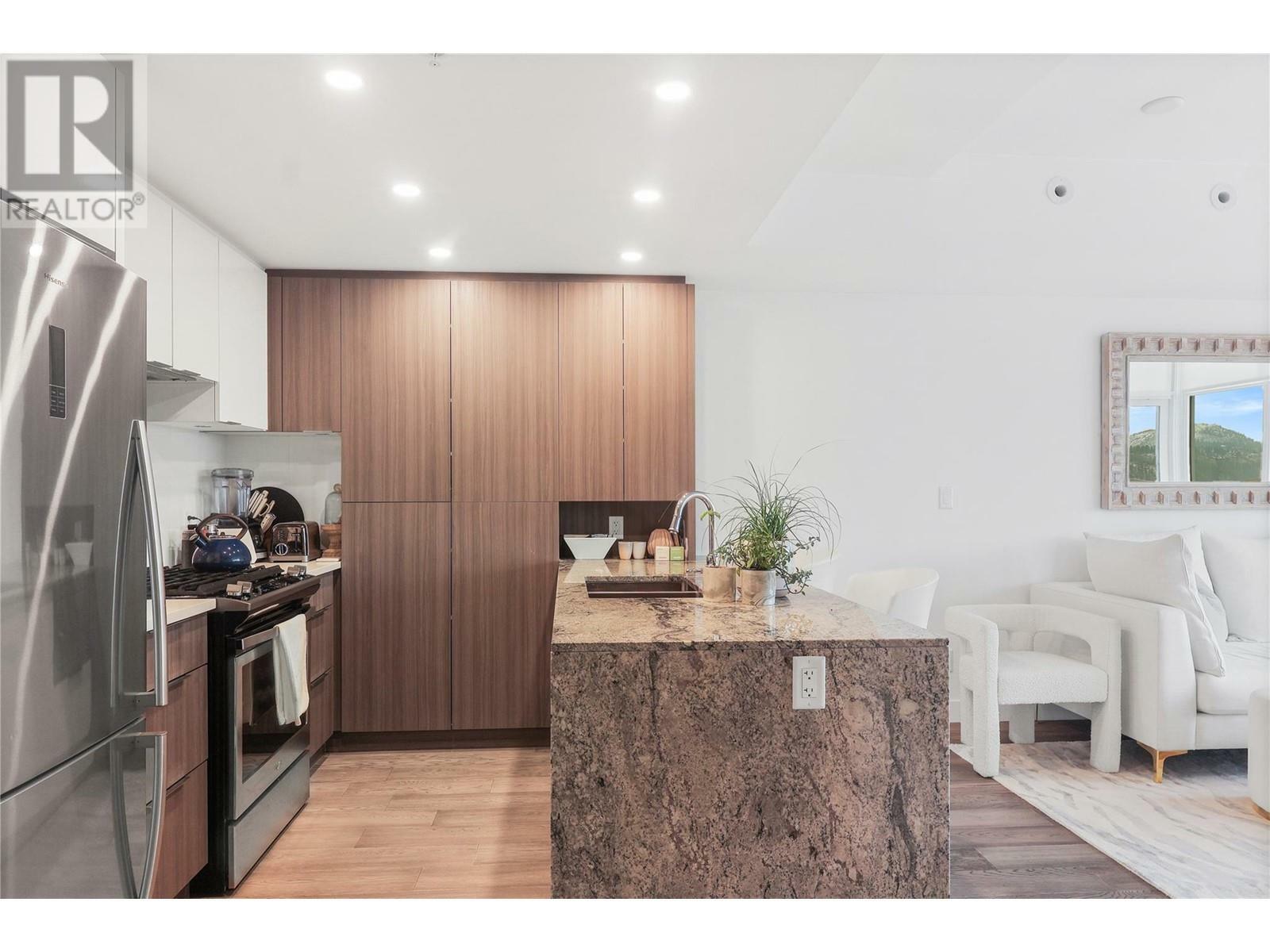 Property Photo: 1151 Sunset Drive 1106 BC V1Y 0G2
