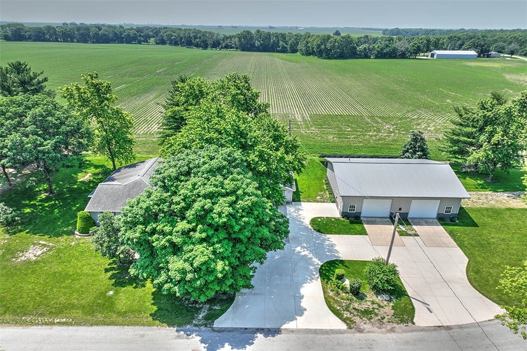 Property Photo: 4265 E Kraft Road IL 61925