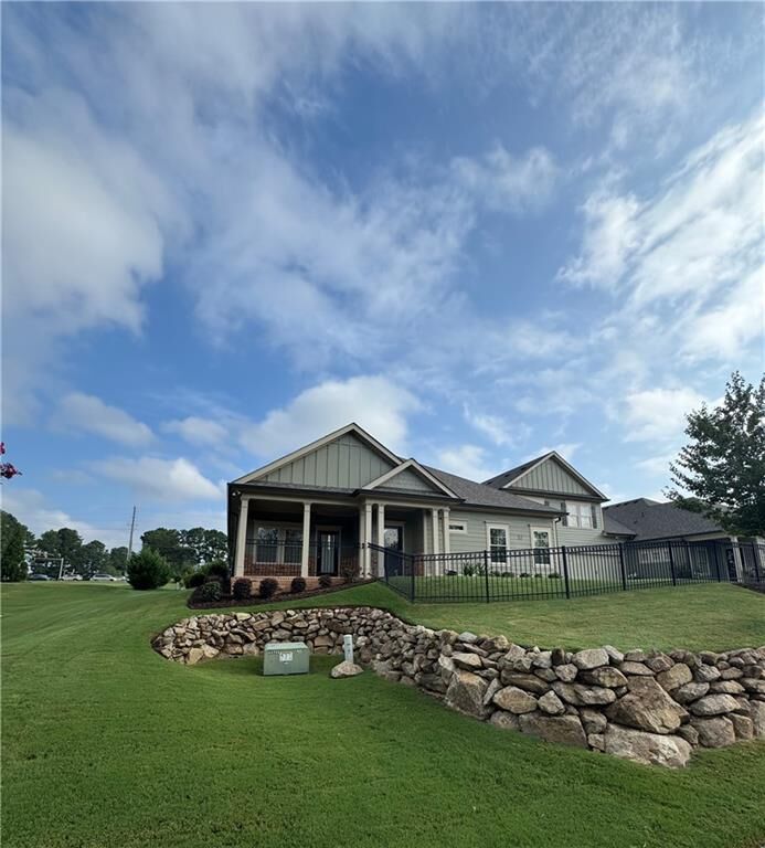 Property Photo:  57 Cedarcrest Village Lane  GA 30101 