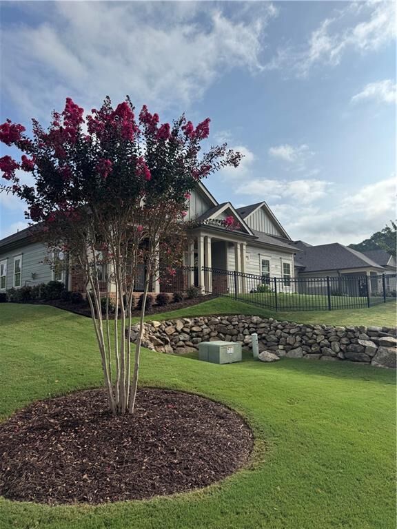 Property Photo: 57 Cedarcrest Village Lane GA 30101