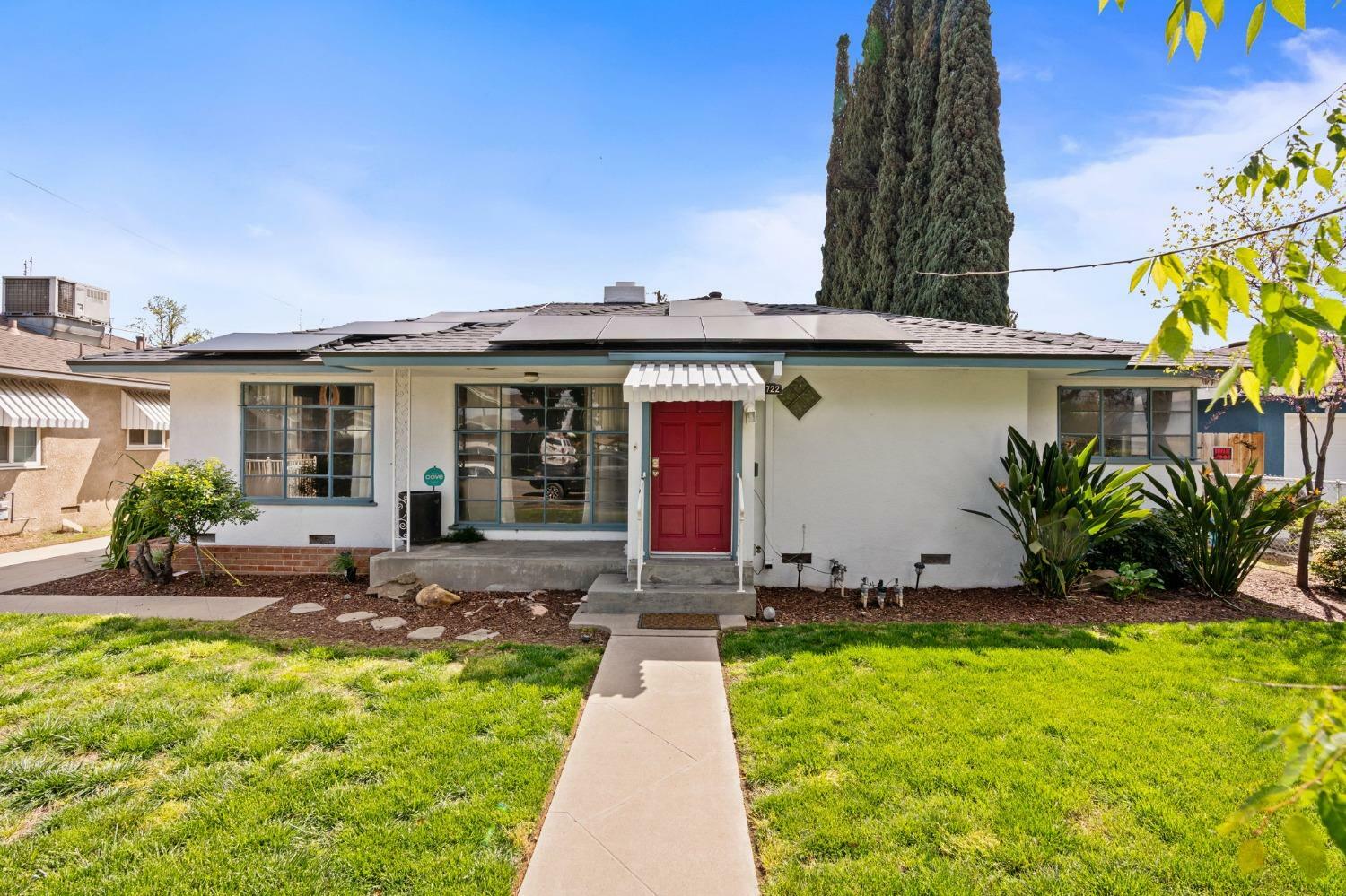 2722 E Cornell Avenue  Fresno CA 93703 photo