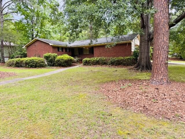 Property Photo: 1208 Velma MS 39402