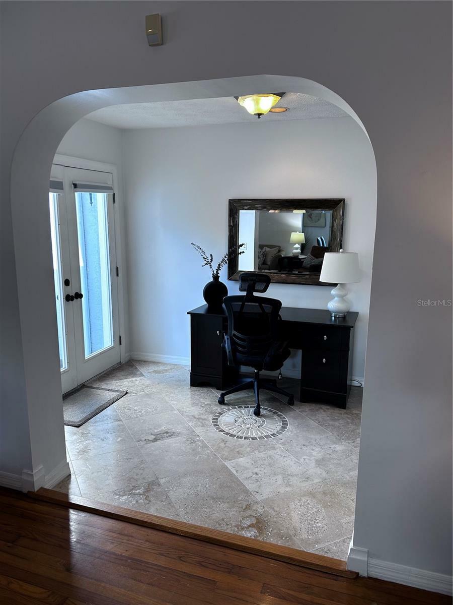 Property Photo: 3014 W Mason Street A FL 33629