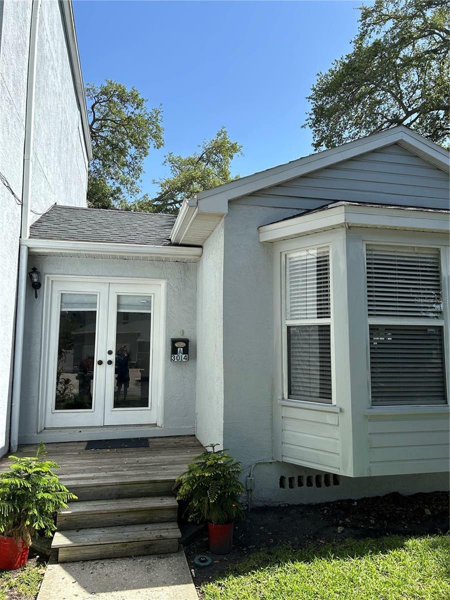 Property Photo: 3014 W Mason Street A FL 33629