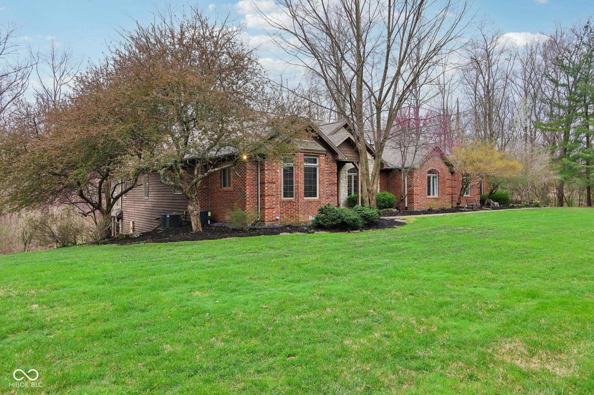 Property Photo: 5634 Normandie Court IN 47401